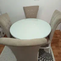 میز غذاخوری