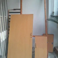 یک در کمد دیواری چهار چوب قد۲۳۰و عرض ۹۰