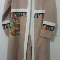 مانتو.رنگ کرم...مشکی