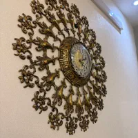 ست جادستمال کاغذی و سطل همراه ساعت دیواری برنج|کلکسیون اشیاء عتیقه|تهران, تختی|دیوار