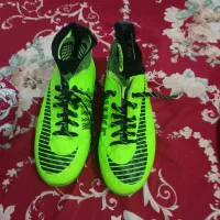 کفش فوتبال چمن