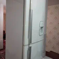 یخچال و فریزر آبسردکن دار دونار در حد نو