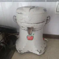 آبمیوه گیر قدیمی محکم سالم
