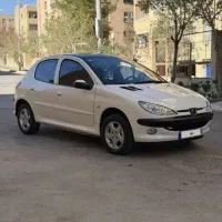 یک دستگاه اتومبیل 206تیپ TU3