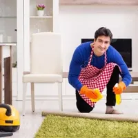 سلام نظافتچی آقا هستم نظافت منزل و شستشوی فرش