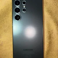 s24ultraهمراه با شارژر