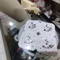 تعویض لامپ سوخته بالامپ نو وبا ضمانت و تعمیر لامپ