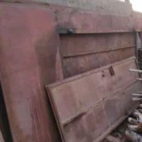 فروش در حیاط