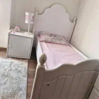 تخت و کمد دخترانه سفید به همراه خوشخواب