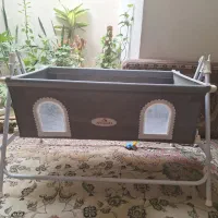 گهواره شادی|تخت و صندلی بچه|شیراز, تاچارا|دیوار