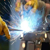 جوشکاری برشکاری.حفاظ.نرده.پل. لوله کشی گاز و تخریب