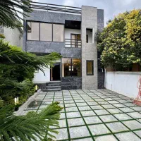 ویلا ۲۵۰ متری شهرکی تریبلکس مدرن استخردار