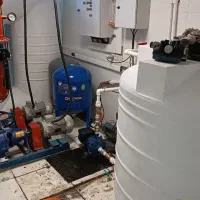 نصب و تعمیرات پمپ آب و موتور خانه  در  کلیه مناطق