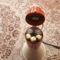 یک عدد بلند گوی کوچک قدیمی انتیک نو