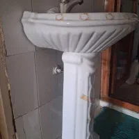 دو عدد سنگ دستشویی