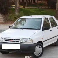 آموزش رانندگی بانوان