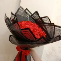 فقط همین دسته گل مونده ۴۵۰