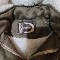 کاپشن جیر ترک. داخل ببعی|لباس|شاهین‌شهر, عطار|دیوار