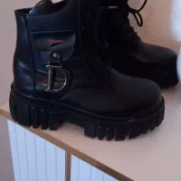 بوت زنانه|کیف، کفش، کمربند|شاهینشهر, شهرک گلدیس|دیوار