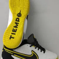 کفش سالنی فوتسال تمپو لجند ۹