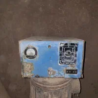 ترانس برق قدیمی|ماشین‌آلات صنعتی|بوژگان, |دیوار