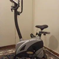 دوچرخه ثابت خانگی