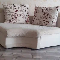 کاناپه راحتی ۲ نفره با دو عدد کوسن با الیاف خارجی