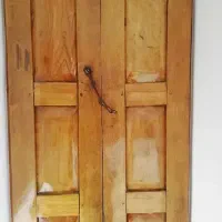 علاقمندان به درب پنجره چوبی قدیمی جهت ساخت کلبه