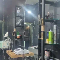 استاد کار آرایشگاه مردانه