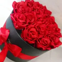 گل رز روبانی