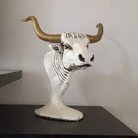 مجسمه ی کله گاو