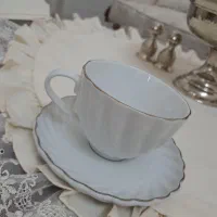 دو دست فنجان و نعلبکی کاملا نو