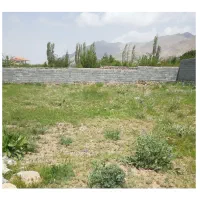 زمین کلات برفی