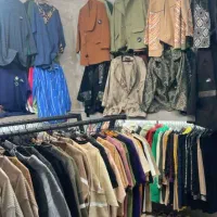 واگذاری پوشاکی باقدرت|اجارهٔ مغازه و غرفه|کرمان, |دیوار