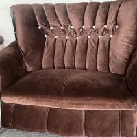 مبل هفت نفره تمیز نشیمن گاهش سالم