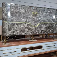 تکی خالی اینه کنسول. کنسول آینه خالی تک تک