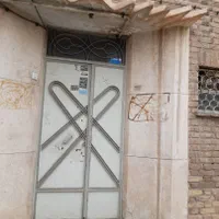 خانه ۲۰۰ متری ۴ خوابه بر خیابان قدس، عدم معاوضه|فروش خانه و ویلا|نجف‌آباد, قدس|دیوار