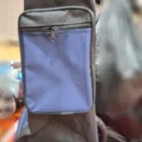 کیف چرخ دار و سطل آشغال اشپزخاله