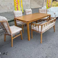 دنیای غذاخوری رنگارنگ دکتر مبل