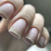 تخفیف کاشت ناخن به مناسبت افتتاح