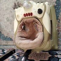 روروک سالم سالم‌|کالسکه و لوازم جانبی|میانه, |دیوار