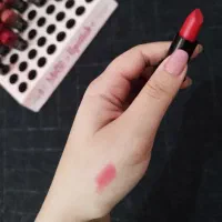 رژهای جامد و مایع جذاب و باکیفیت|آرایشی، بهداشتی، درمانی|شاهین‌شهر, اقبال لاهوری|دیوار