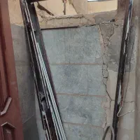 درب آپارتمانی چوبی تمیز همراه با چهارچوب درب|مصالح و تجهیزات ساختمان|مشهد, شهید بهشتی|دیوار