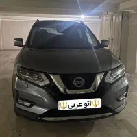 نیسان ایکس تریل مدل ۲۰۱۸ فول خاکستری داخل مشکی