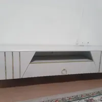 جاکفشی میزتلویزیون وساعت