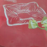 شیرینی خوری بدون پایه