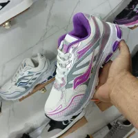 کفش بسکتبال رنگی