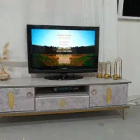 میز وتلویزیون خانگی سالم بدون عیب وایراد