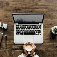 استخدام بانوان در منزل