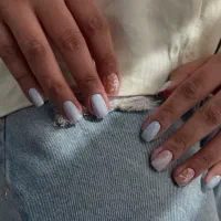 کاشت و ژلیش ناخن